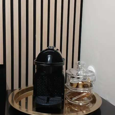 Saphir- Balneo & Sauna Prives 公寓